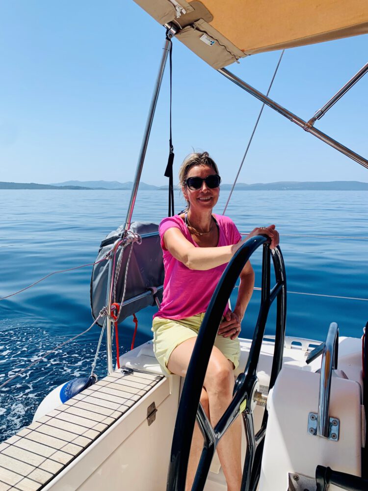 Alice zeilt langs de Kroatische kust